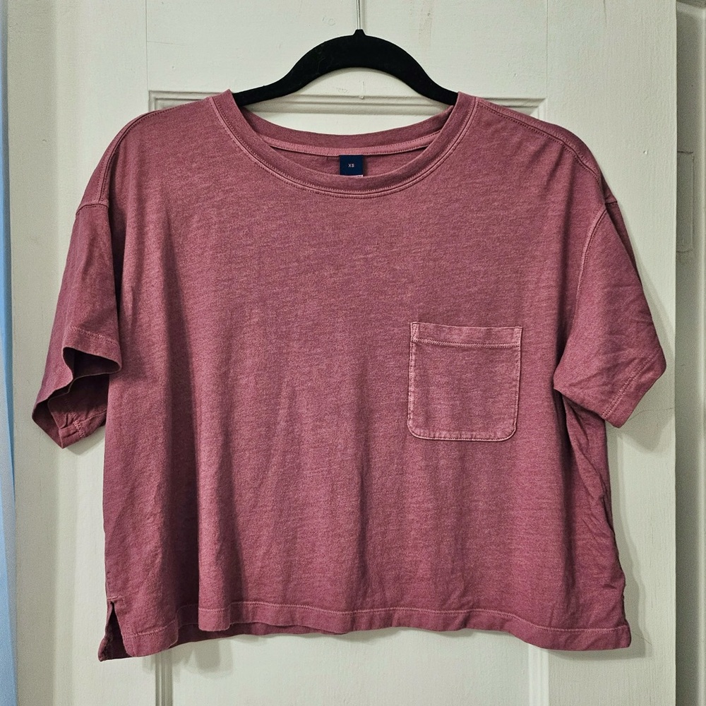 XS Old Navy Cropped T-shift Garment Dyed